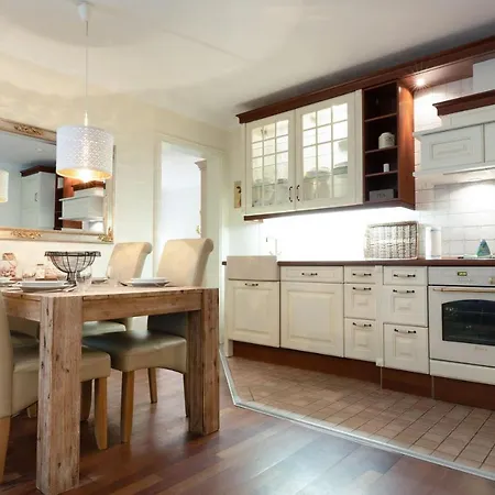 Residenz An Der Prorer Wiek Ferienwohnung 02 Binz